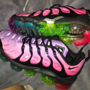 Nike Vapor Max Shoes Brand New
